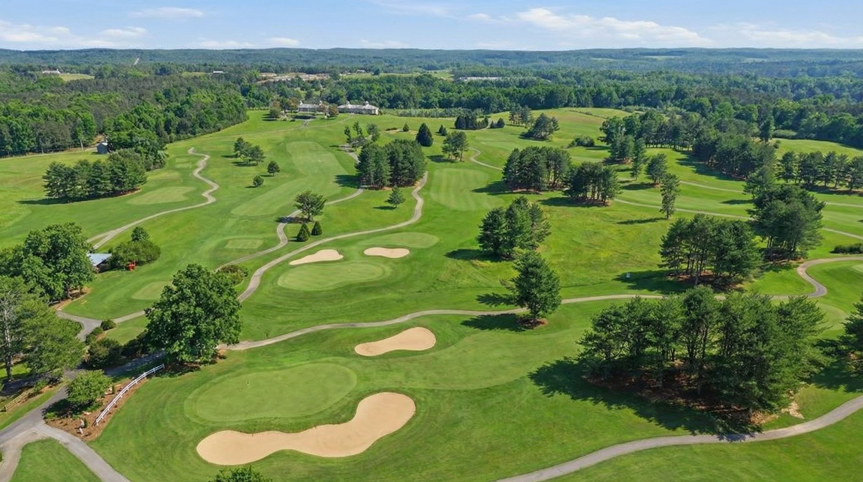 Apple Mountain golf course fairway