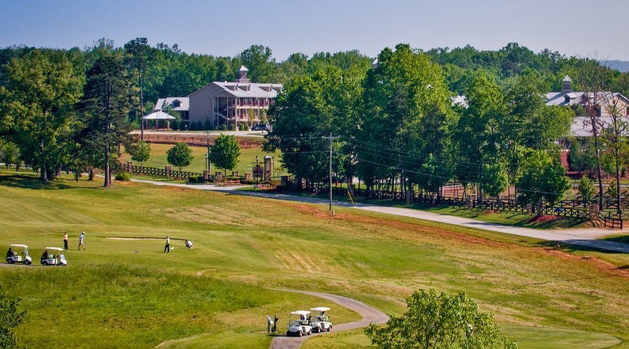 The 18-hole golf course at Apple Mountain Resort