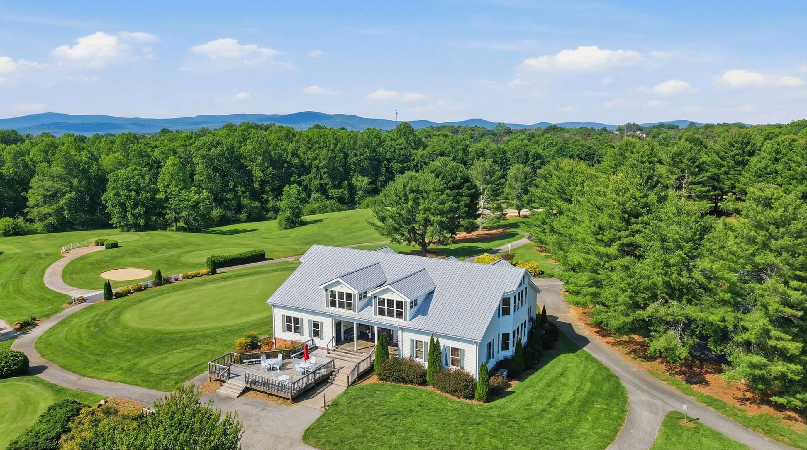 Aerial view of Apple Mountain Resort