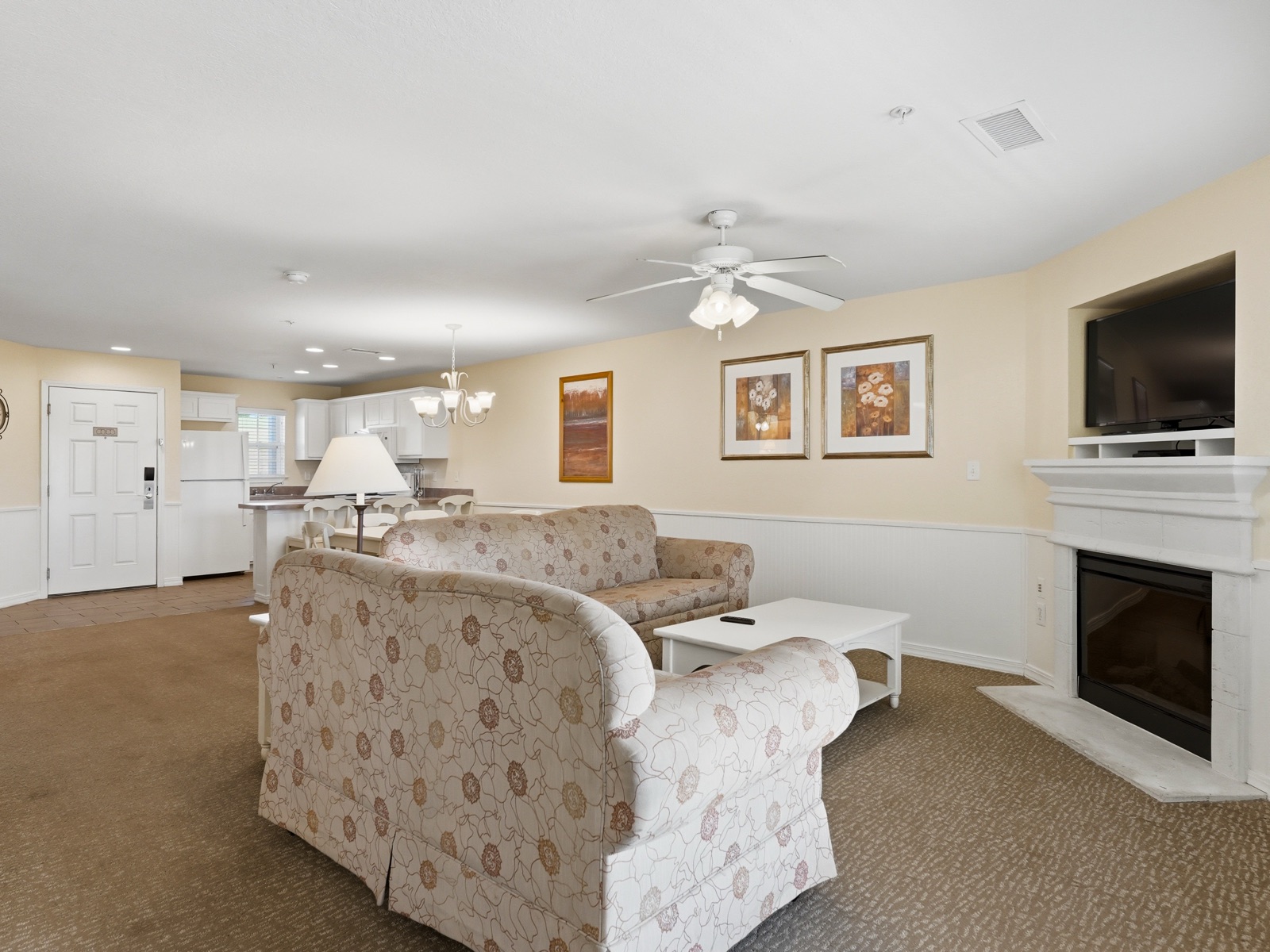 Presidential 2-Bedroom living room with fireplace